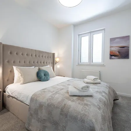 Sunset Luxury Apartment *